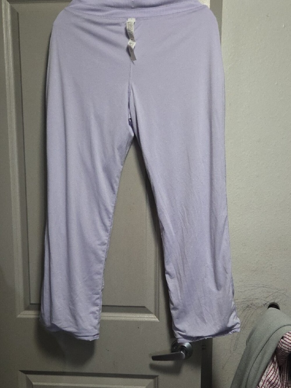 lululemon athletica Women's Light Lavender Capris - Picture 7 of 8